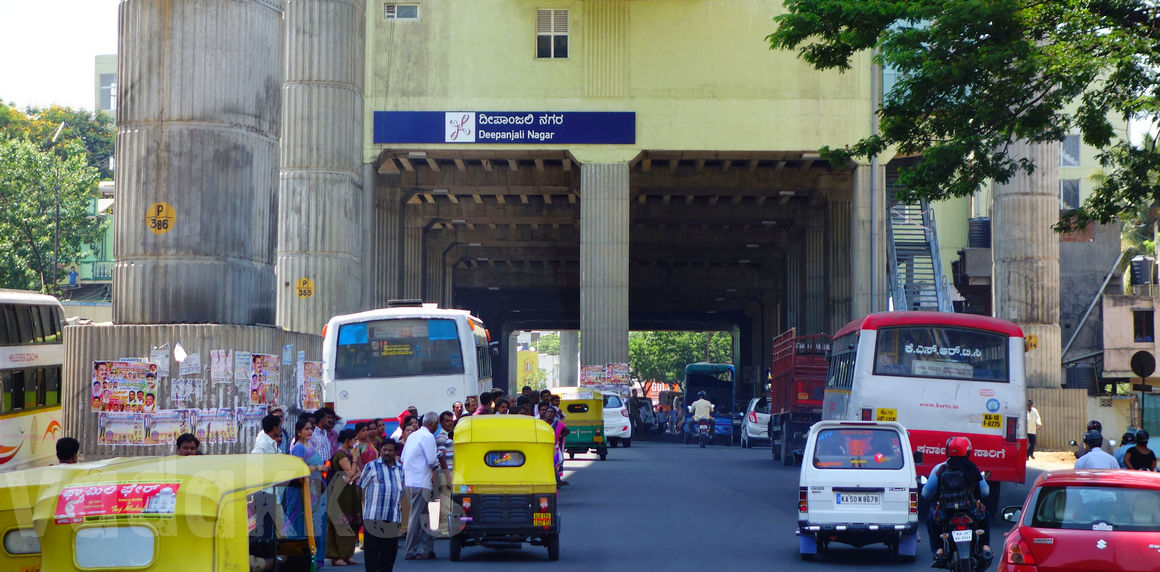 Deepanjali Nagar Metro Station seen from Mysore Road side